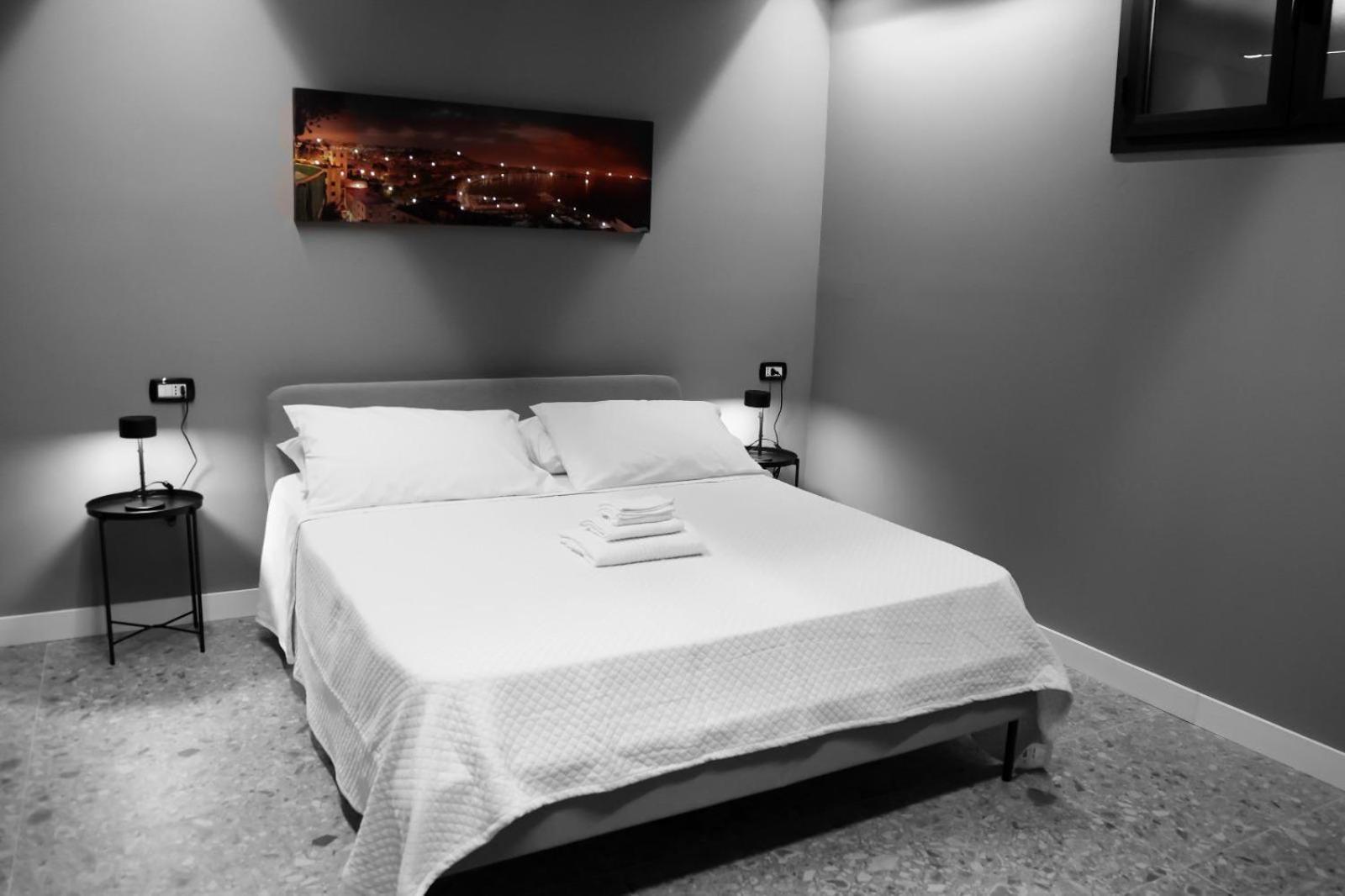 Gate 16 Room Napoli Экстерьер фото